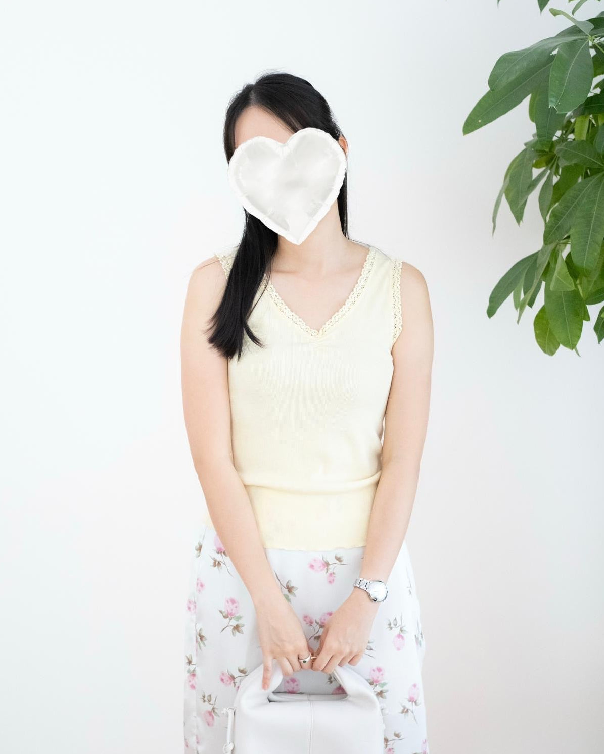 韓國V領Lace邊背心