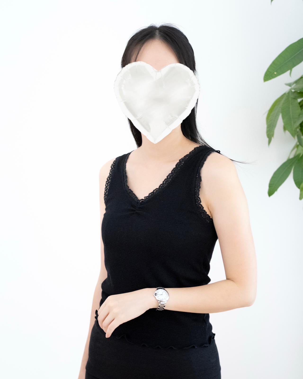 韓國V領Lace邊背心