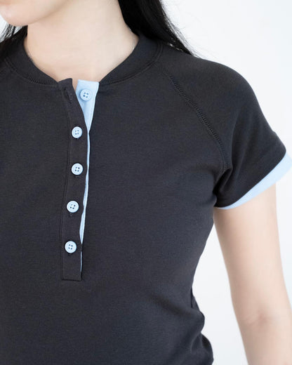 撞色拼接鈕扣Tee