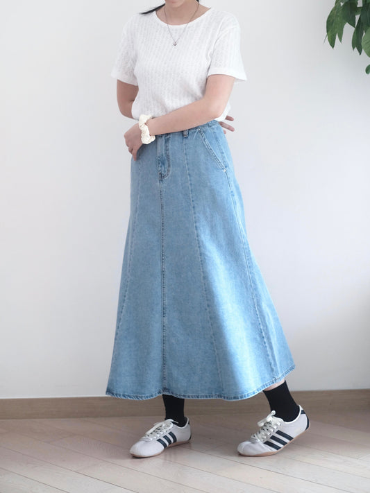 Vikini 𝐴 𝐶𝑢𝑡中長牛仔裙