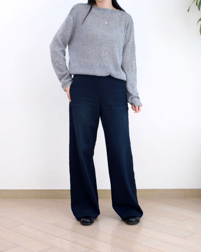 Vikini 全橡筋直筒牛仔褲