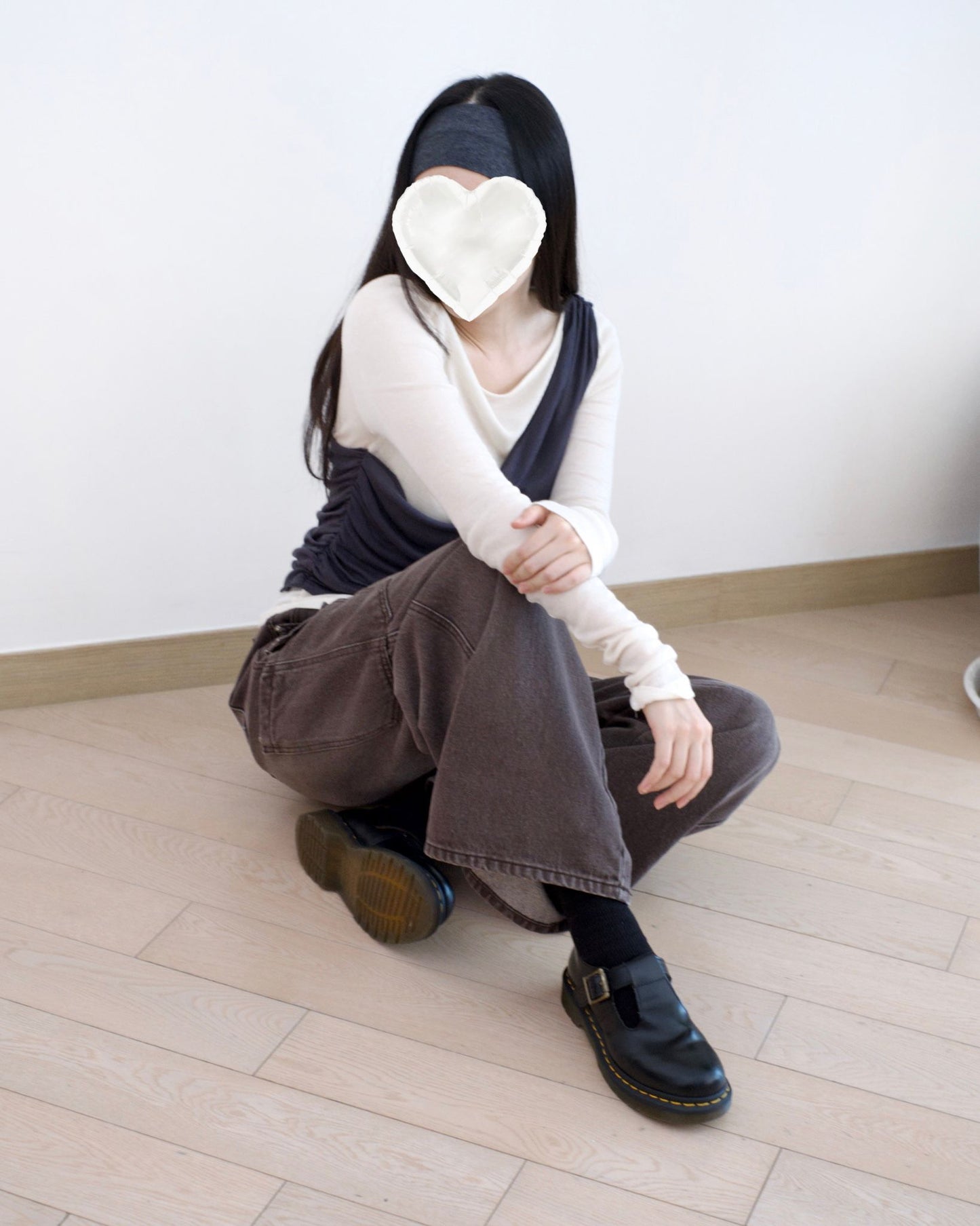 Vikini 洗水闊筒全橡筋牛仔褲