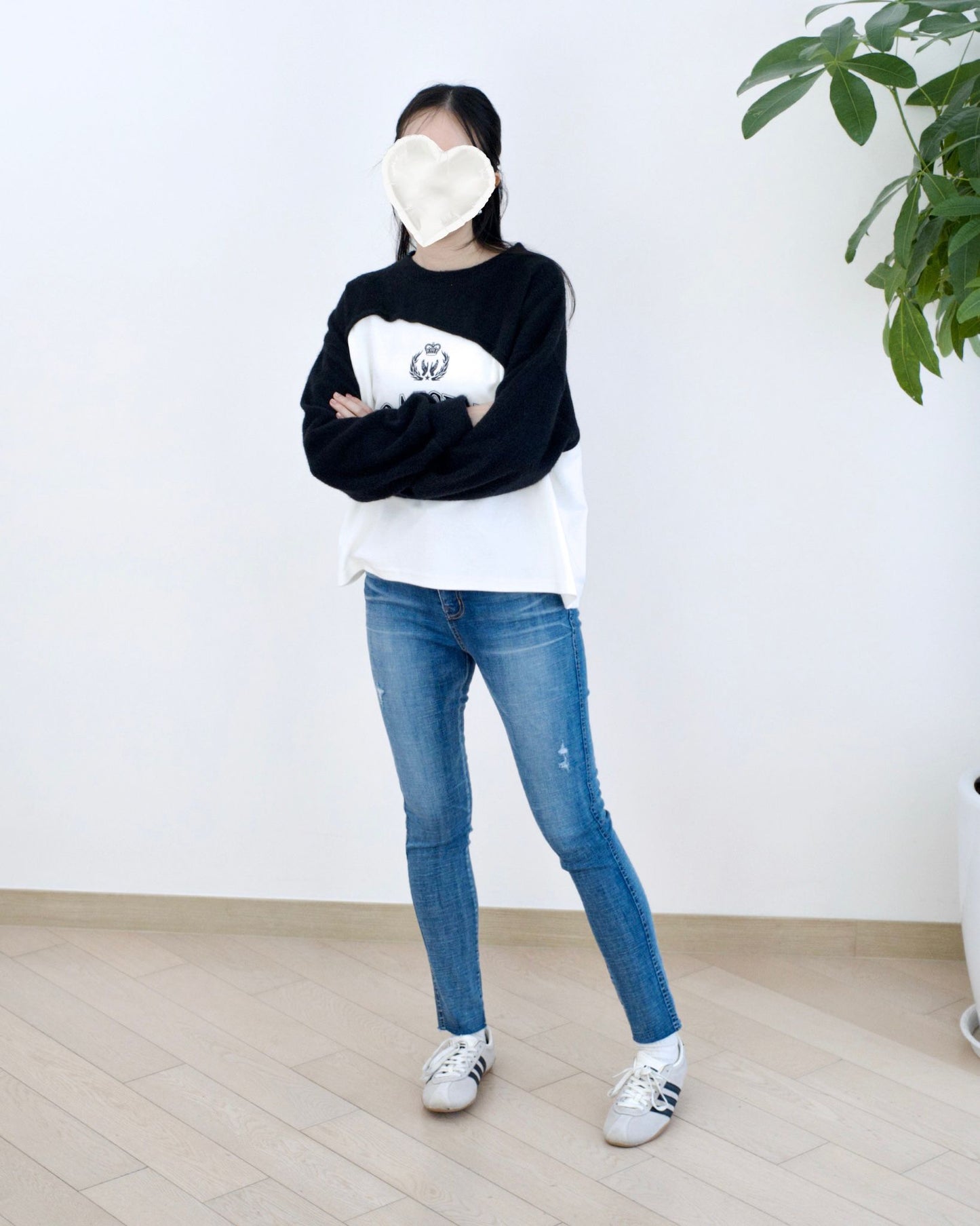 Vikini 洗水貼腳牛仔褲