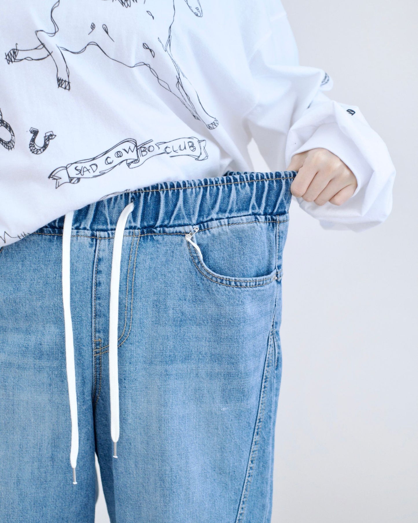 Vikini 綁繩全橡筋闊筒牛仔褲