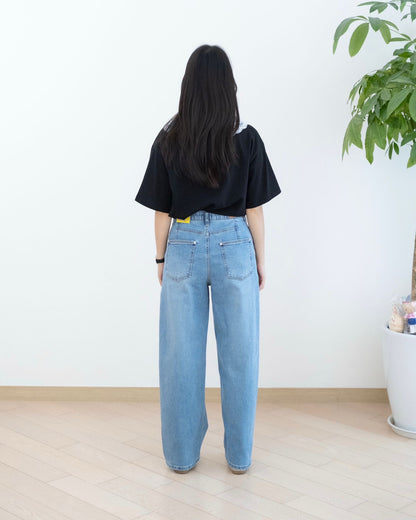 Vikini 洗水直腳牛仔褲