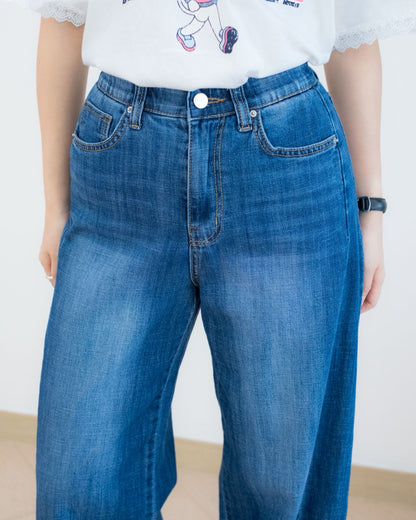 Vikini 洗水闊筒牛仔褲