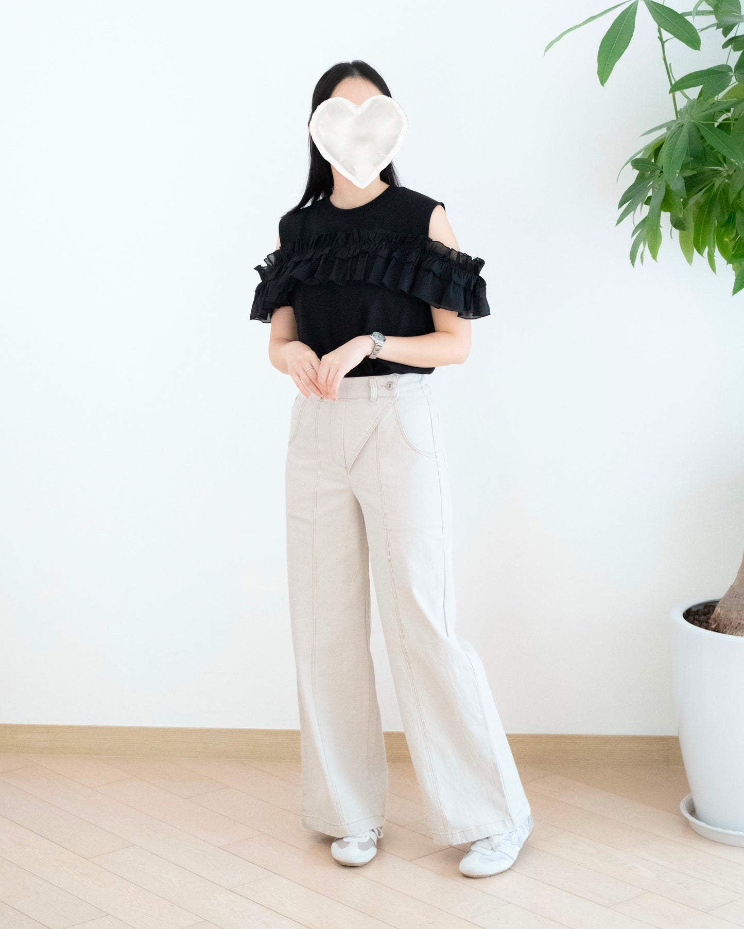 Moci 明線斜Cut扯布褲