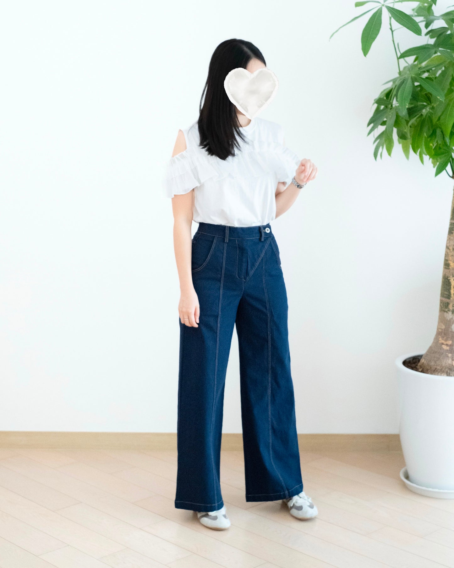 Moci 明線斜Cut扯布褲