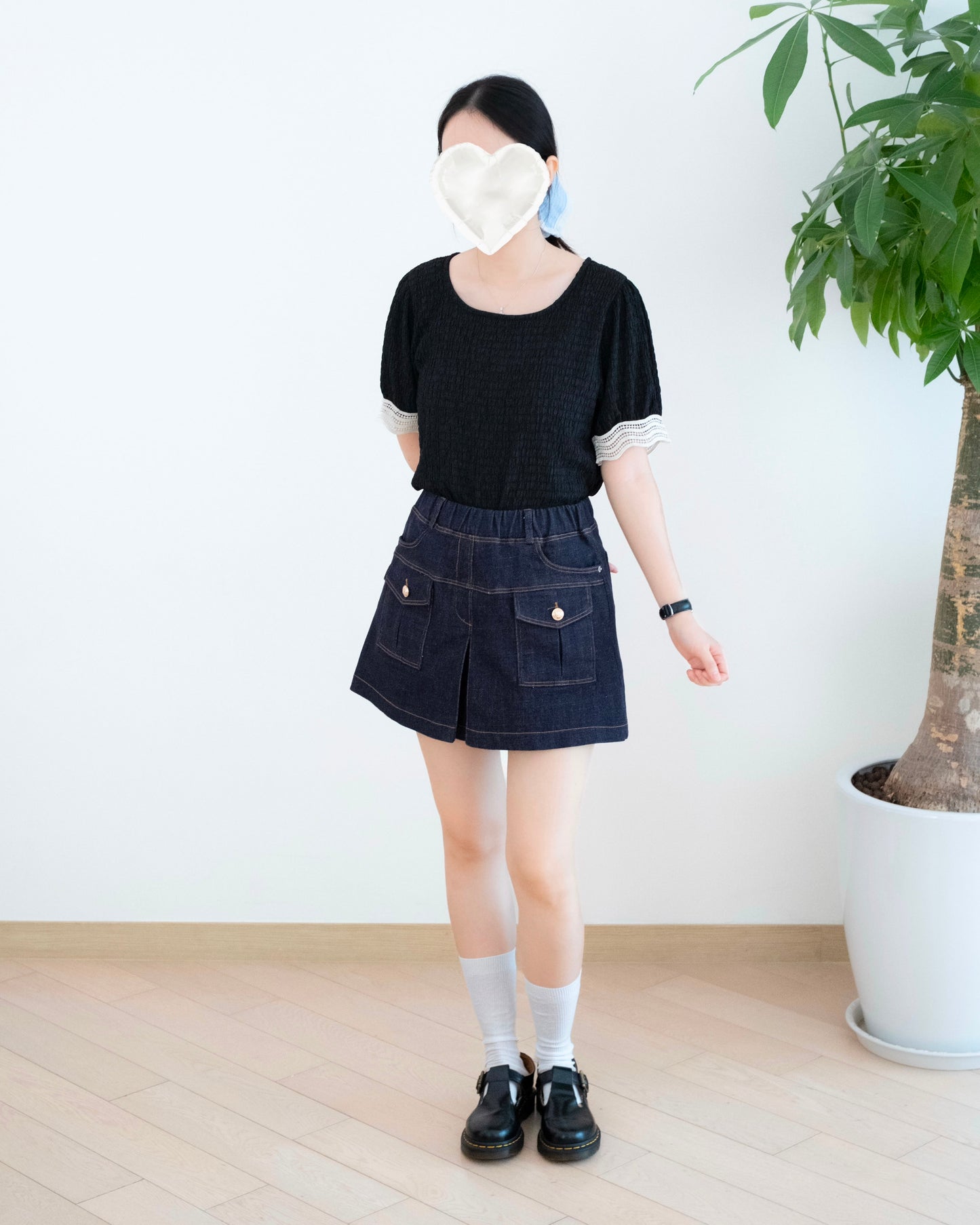 Moci A Cut 鈕扣口袋短裙褲