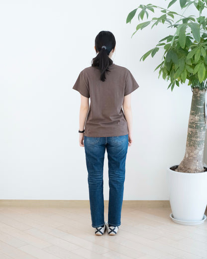 Vikini 洗水修身直腳牛仔褲