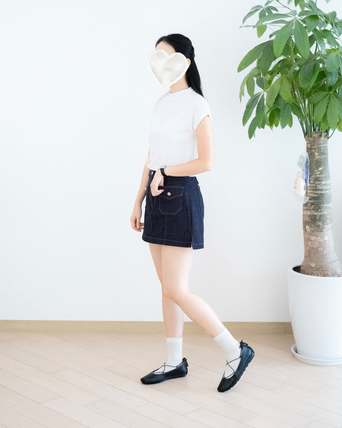 Moci A Cut 口袋牛仔短裙褲