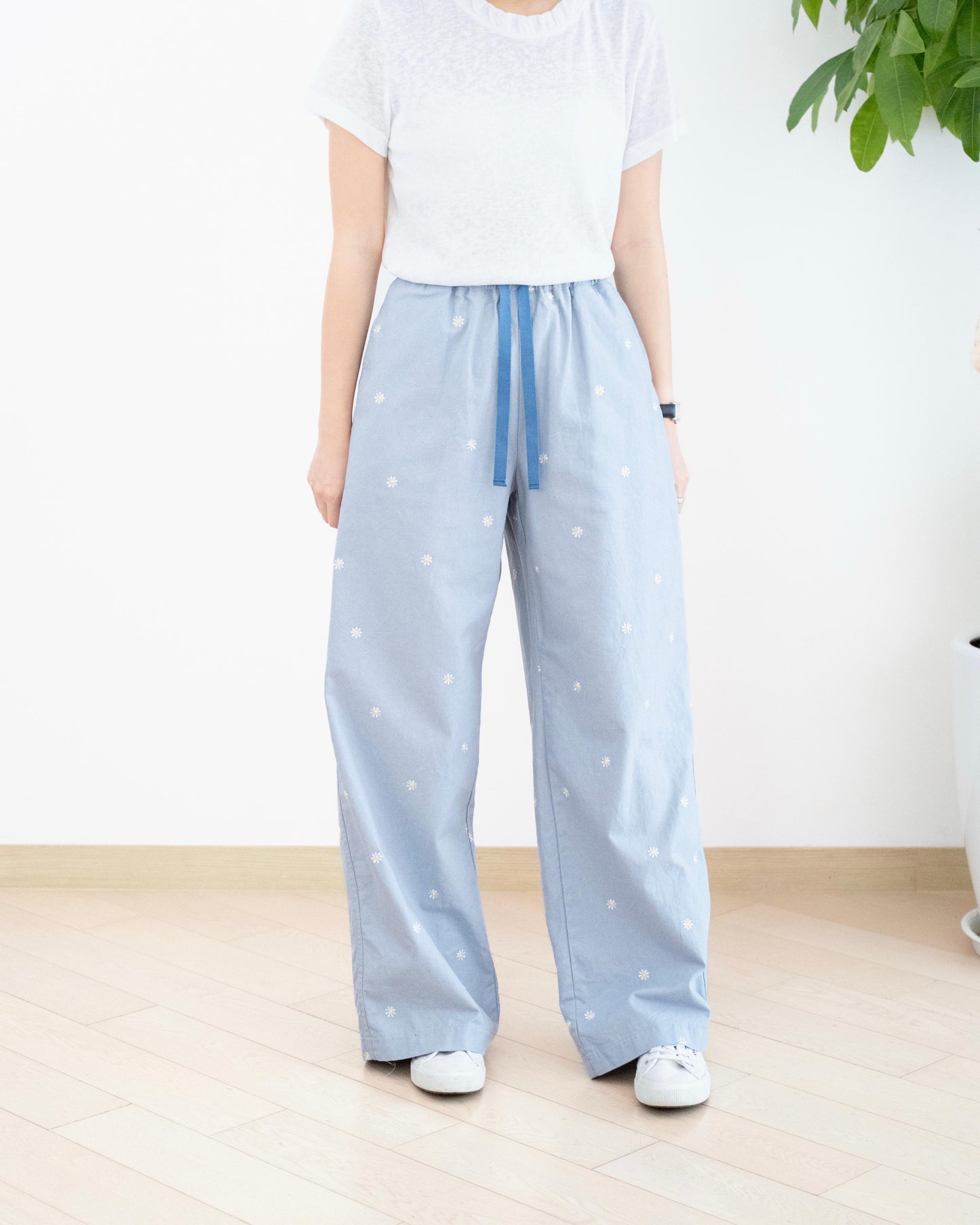 韓國雛菊刺繡闊腳扯布褲