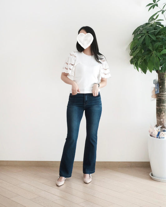 Howluk 牛奶料微喇叭牛仔褲